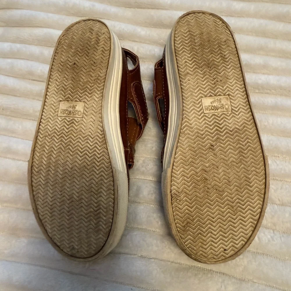 OshKosh B'gosh Tan Kids Sandals